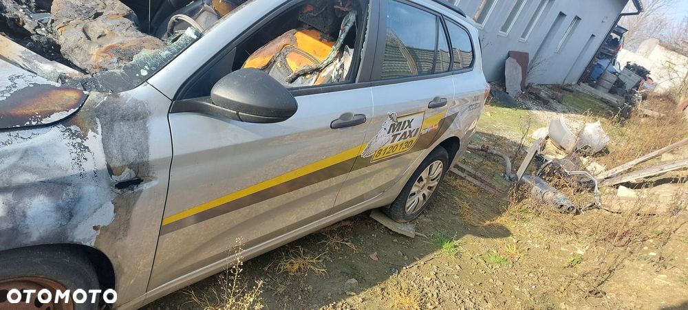 Fiat Tipo kombi drzwi prawy tył kompletne - 8