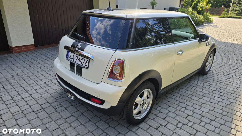 MINI ONE Standard - 8