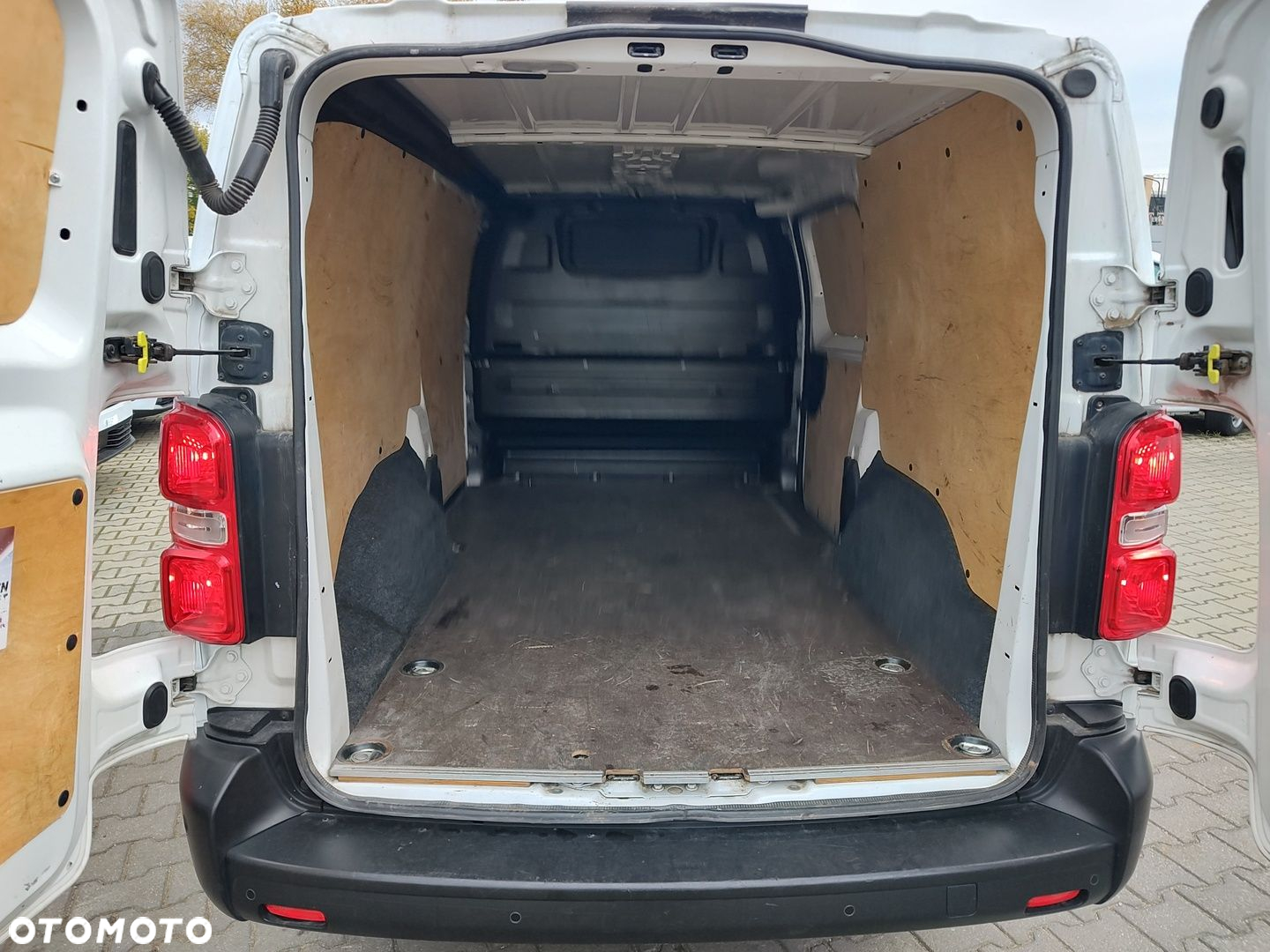 Citroën JUMPY - 8