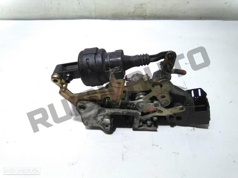 Fechadura Porta Frt Dta  Mercedes C W202 Sedan [1993_2000] C 22 - 3