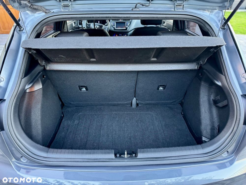 Hyundai i20 - 13