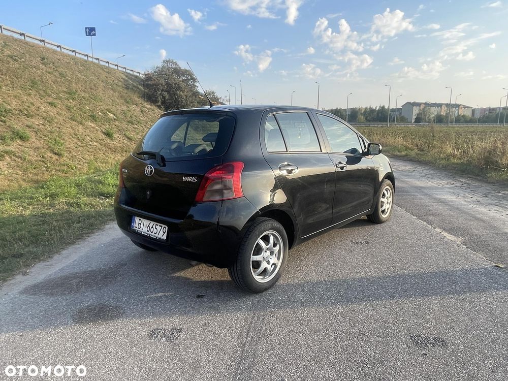 Toyota Yaris 1.3 Luna A/C - 15