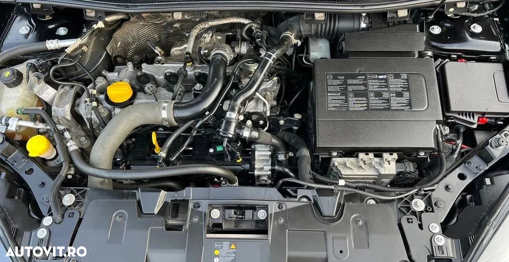 Renault Megane Grandtour ENERGY TCe 115 Start & Stop Bose Edition - 9