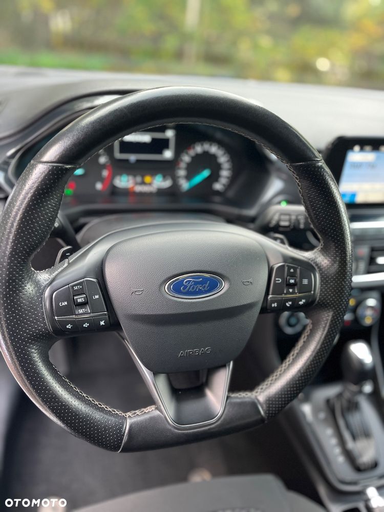 Ford Fiesta 1.0 EcoBoost S&S ST-LINE - 11