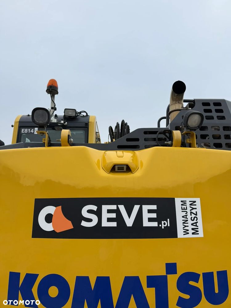 Komatsu PW 148 -11 - 16