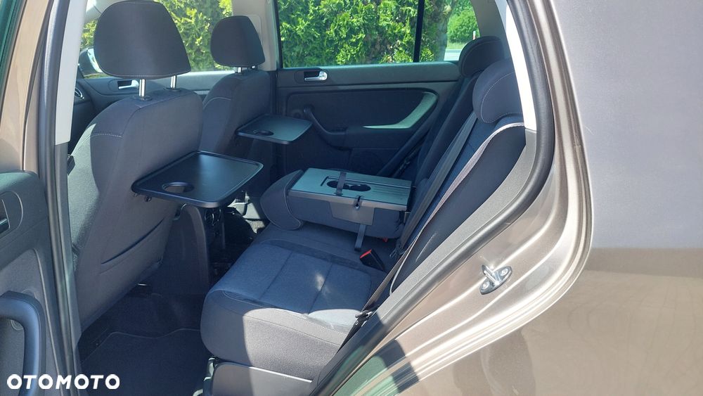 Volkswagen Golf Plus - 8