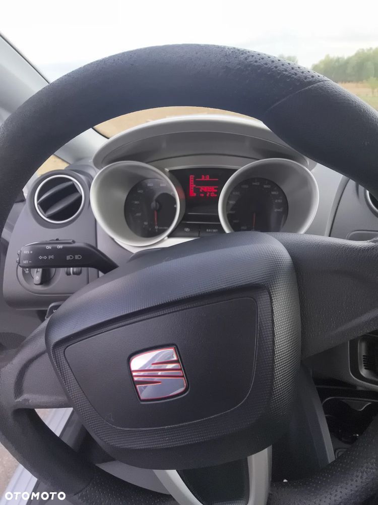 Seat Ibiza SC 1.6 16V Style - 12