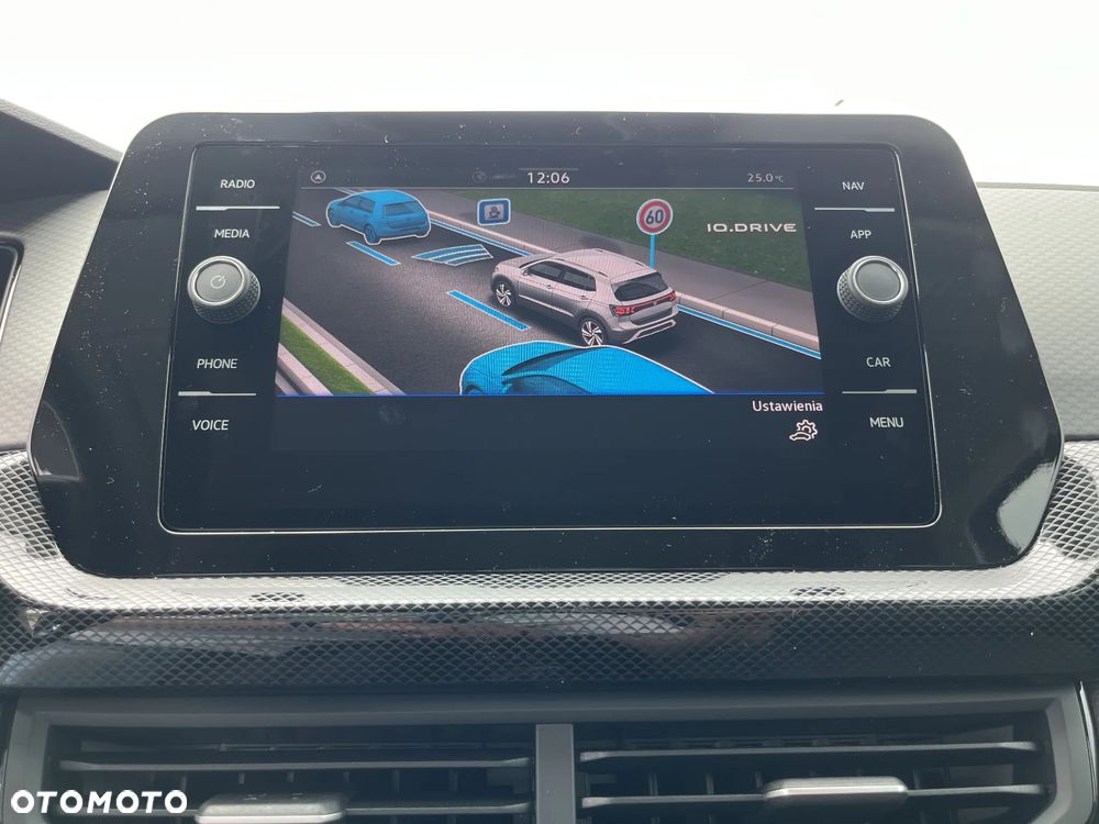 Volkswagen T-Cross 1.0 TSI Life Plus DSG - 29