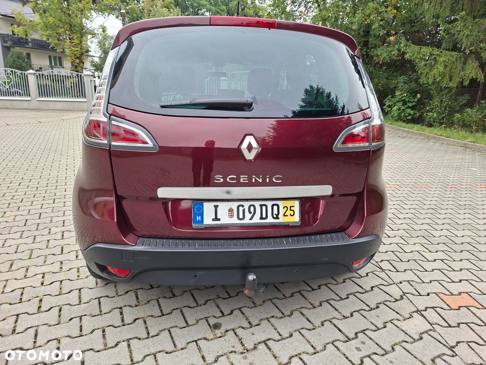 Renault Scenic 1.6 16V Limited - 10