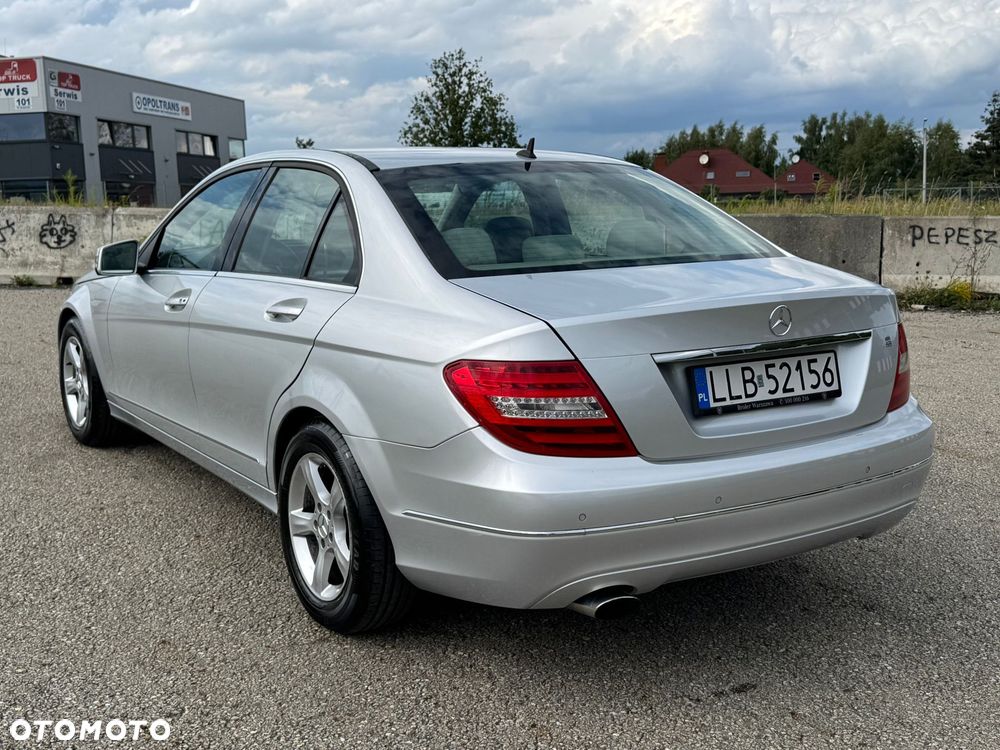 Mercedes-Benz Klasa C 250 7G-TRONIC Avantgarde Edition - 12