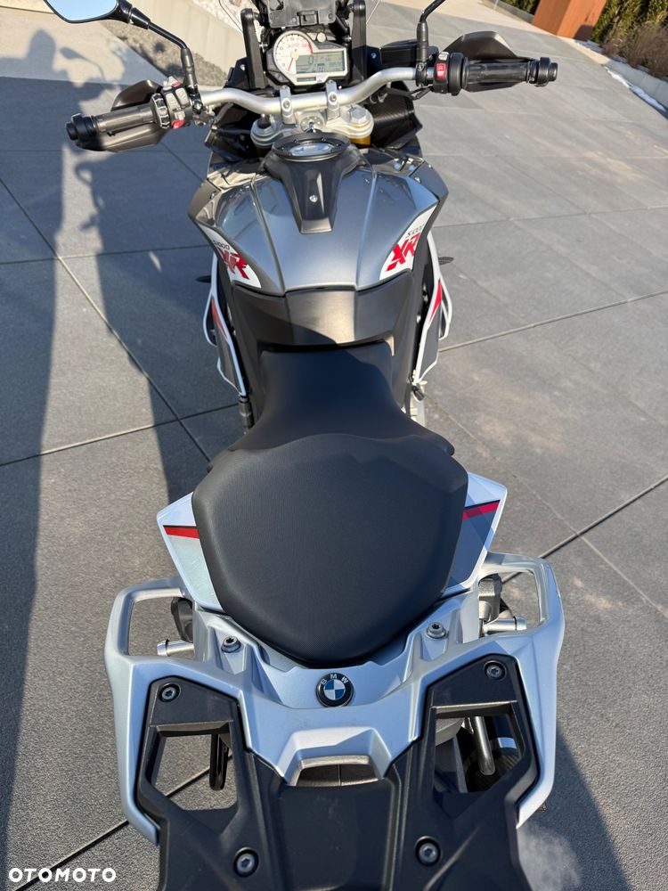 BMW XR - 19