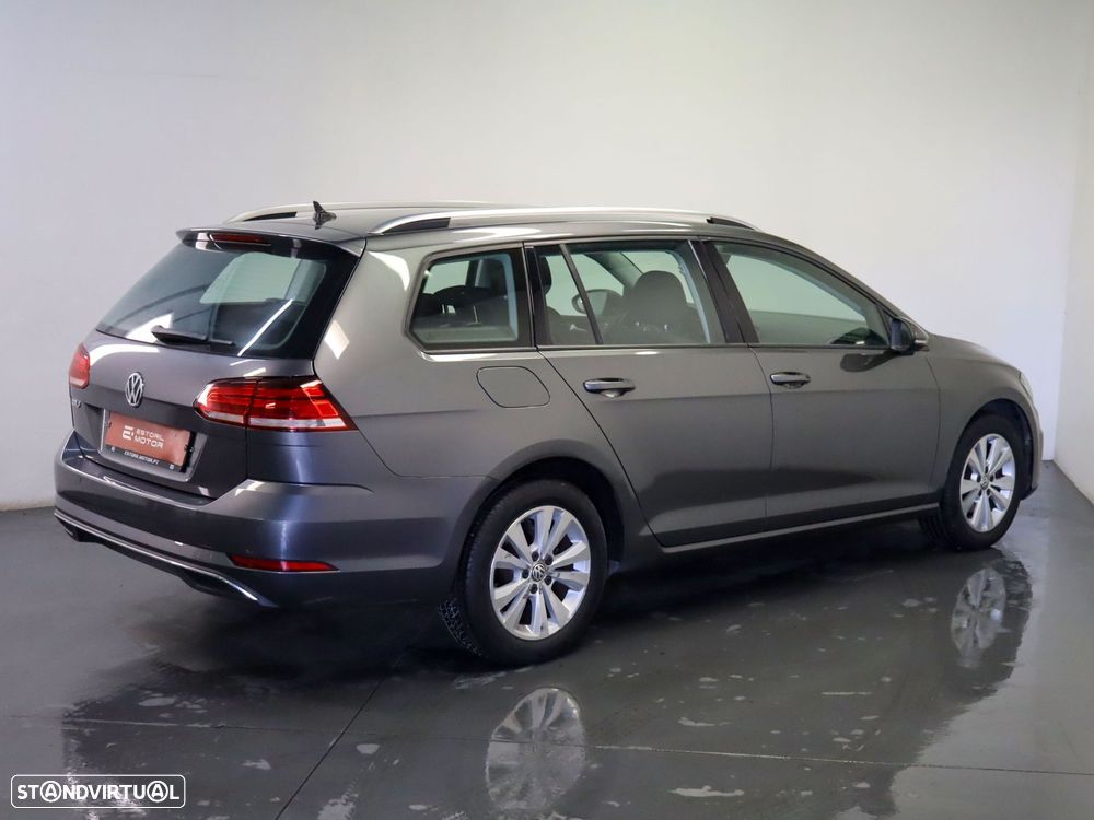 VW Golf Variant 1.6 TDi Confortline - 4