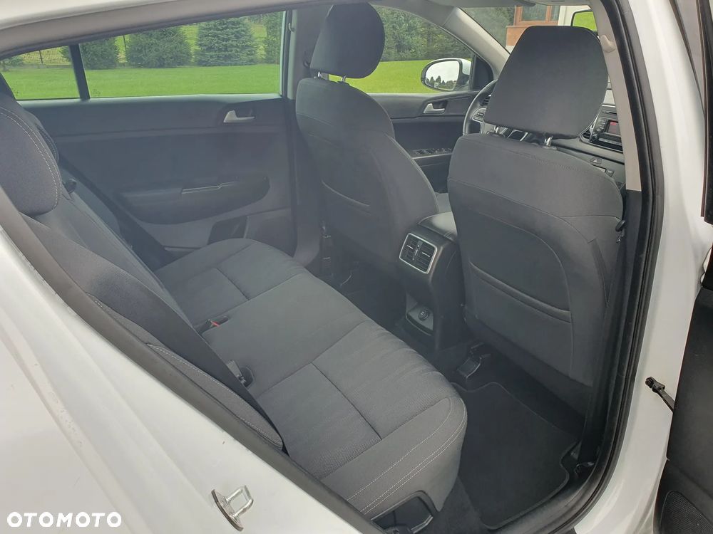 Kia Sportage 1.6 GDI L 2WD - 18