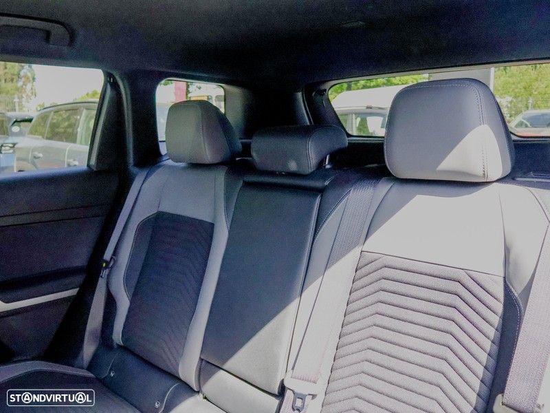 Jeep Compass 74 kWh First Edition — fotografia 12