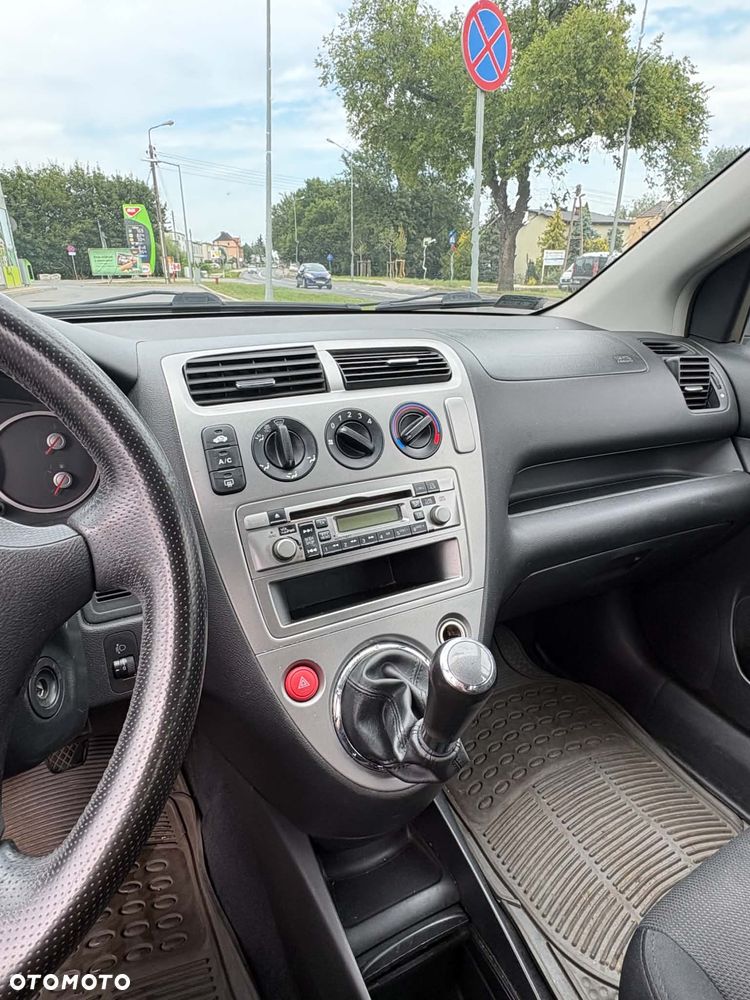 Honda Civic 1.4i LS - 4
