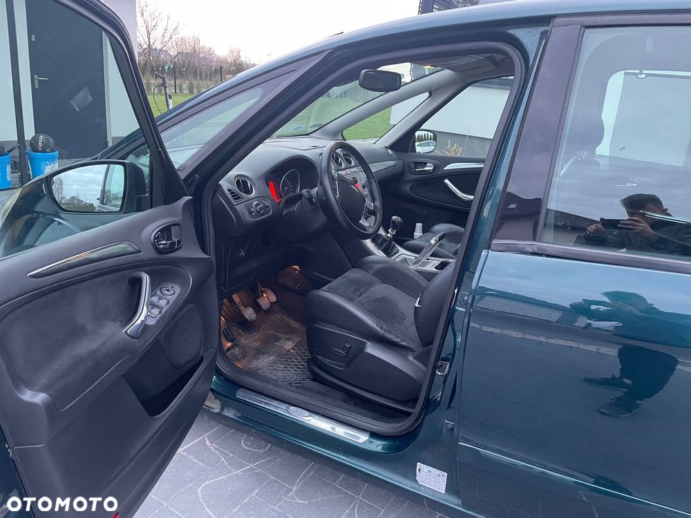 Ford S-Max 2.5 Titanium - 9