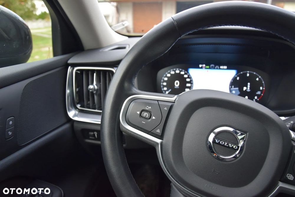 Volvo V60 B4 D Geartronic Momentum Pro - 33