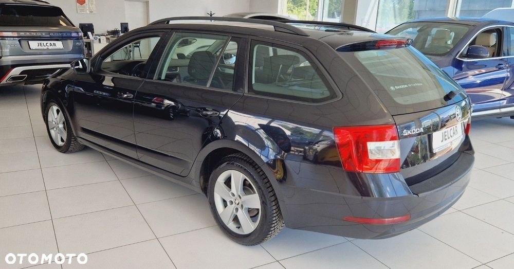 Skoda Octavia 2.0 TDI Ambition DSG - 3