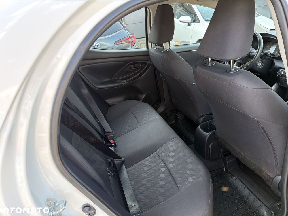Toyota Yaris 1.5 Comfort - 9