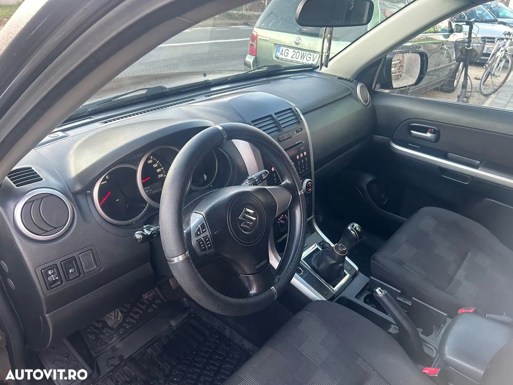 Suzuki Grand Vitara 1.9 DDIS JX - 8