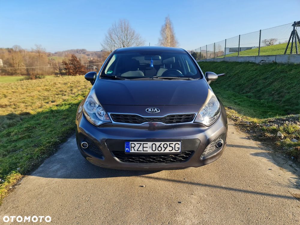 Kia Rio 1.2 Dream Team Edition - 2