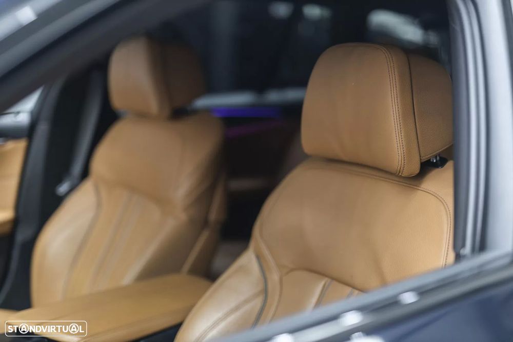 BMW 530 e xDrive Aut. - 26