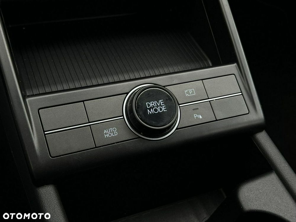 Hyundai Kona - 24