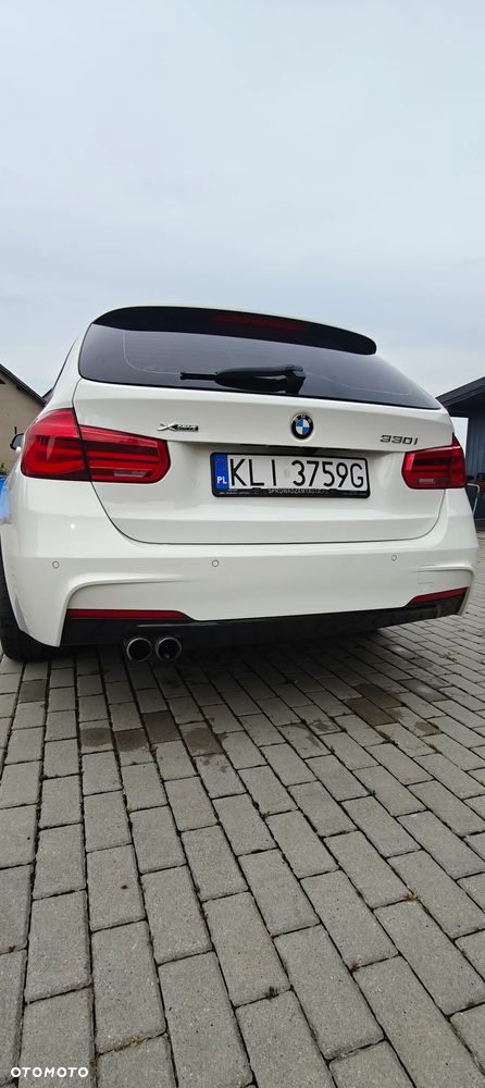 BMW Seria 3 330i xDrive Edition Luxury Line Purity - 16