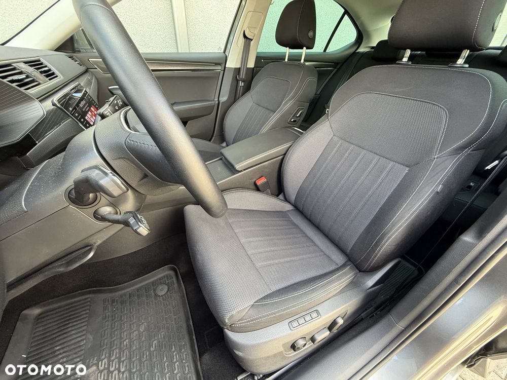 Skoda Superb 2.0 TDI SCR Style DSG - 11