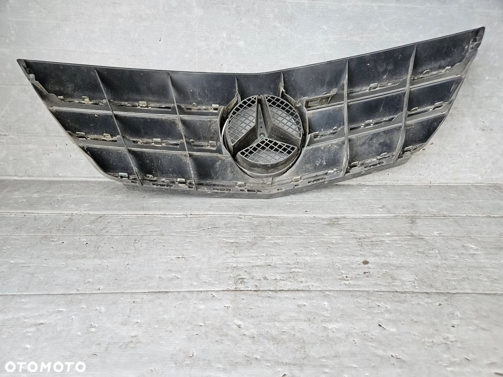 Mercedes w169 gril - 5