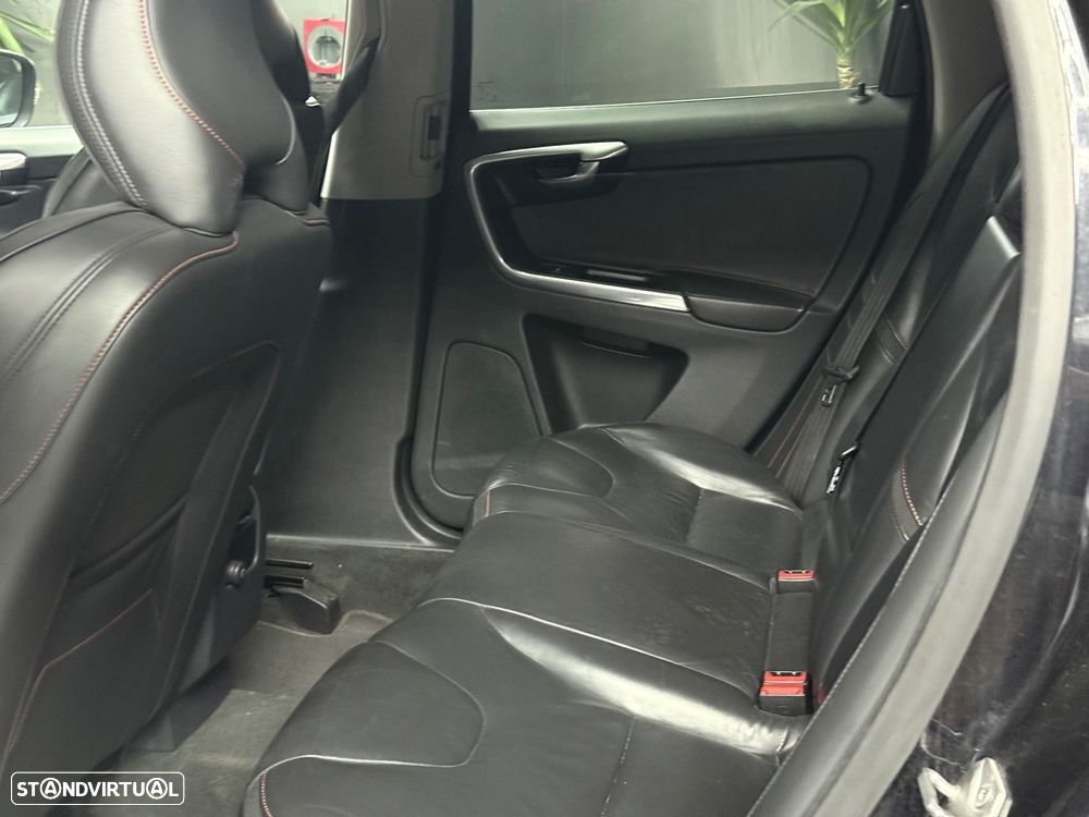 Volvo XC 60 2.0 D3 Dynamic Edition - 11