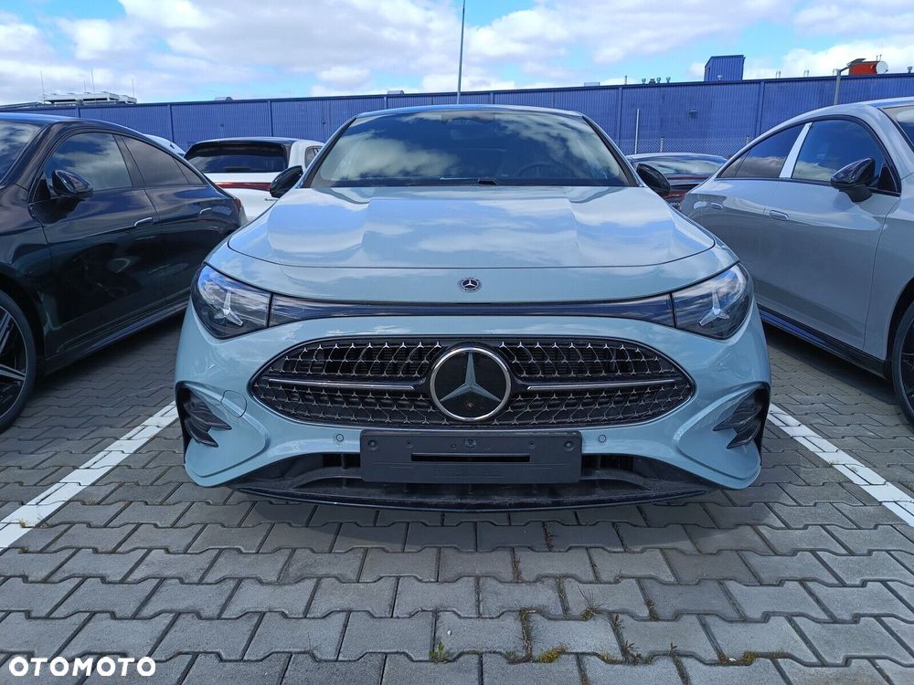 Mercedes-Benz CLA - 2