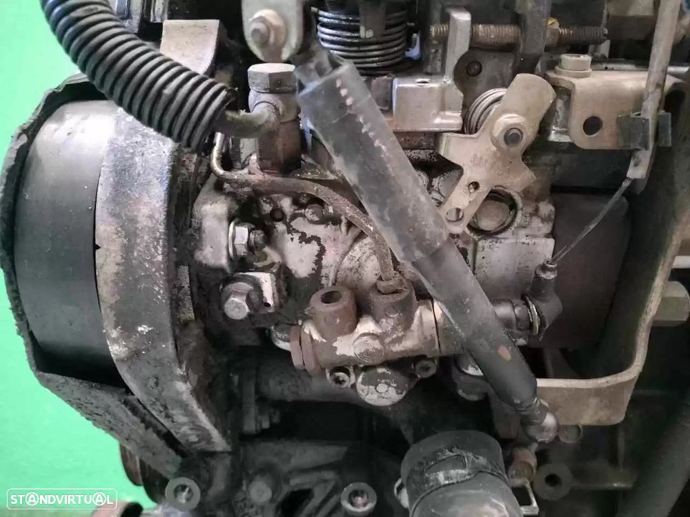 MOTOR COMPLETO KIA CARNIVAL I 2001 -J3 - 7