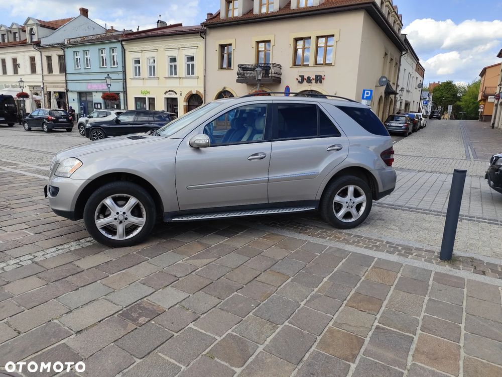 Mercedes-Benz ML 350 4-Matic - 4