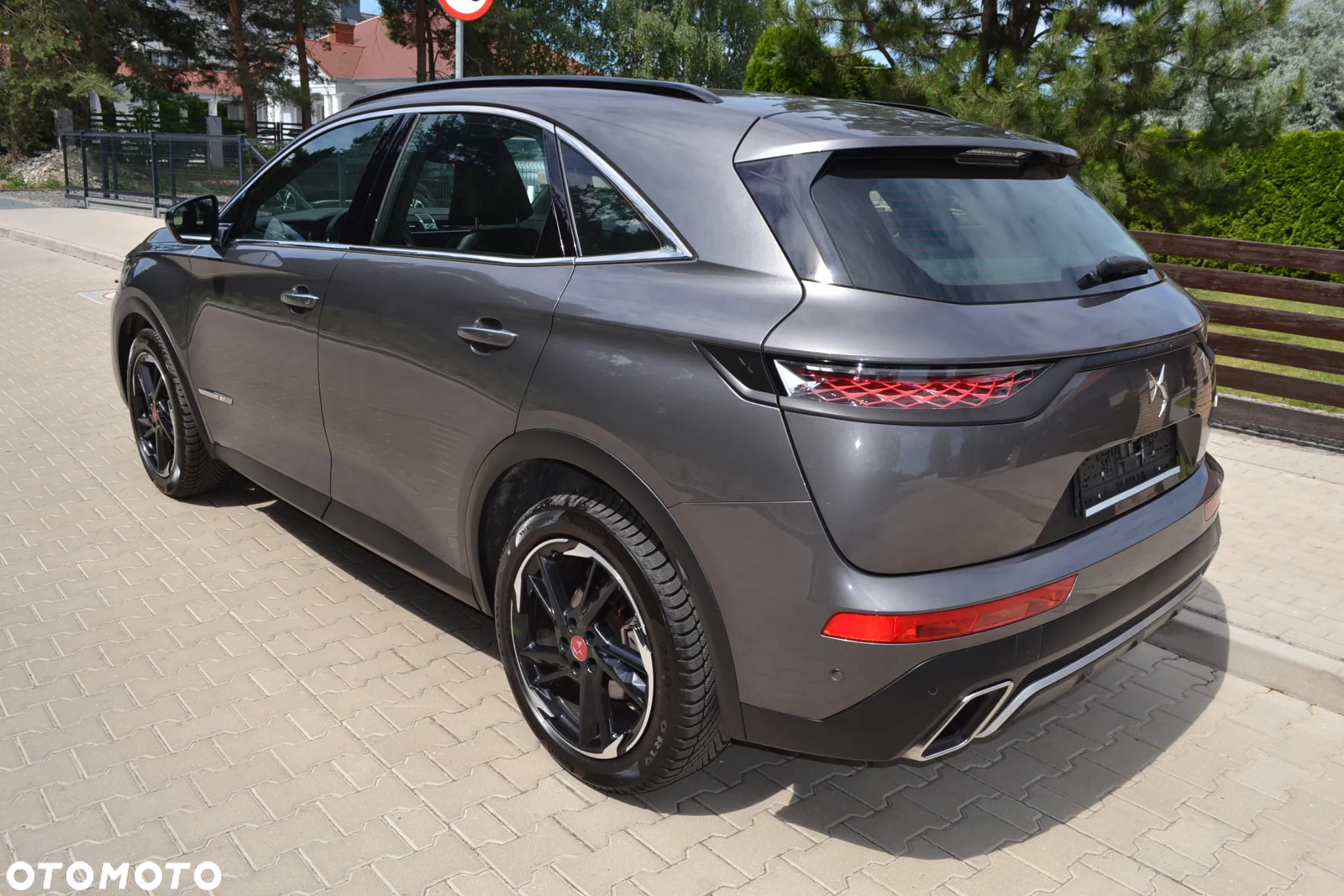 DS Automobiles DS 7 Crossback 2.0 BlueHDi Performance Line + - 4
