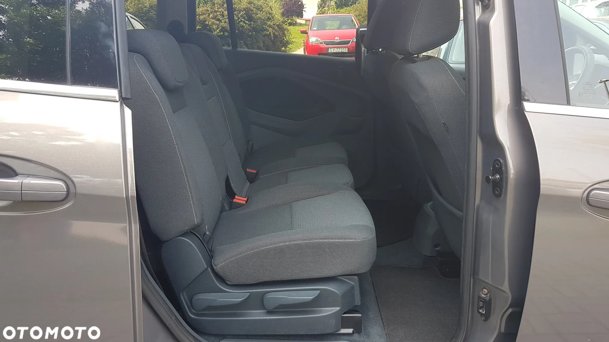 Ford Grand C-MAX - 6