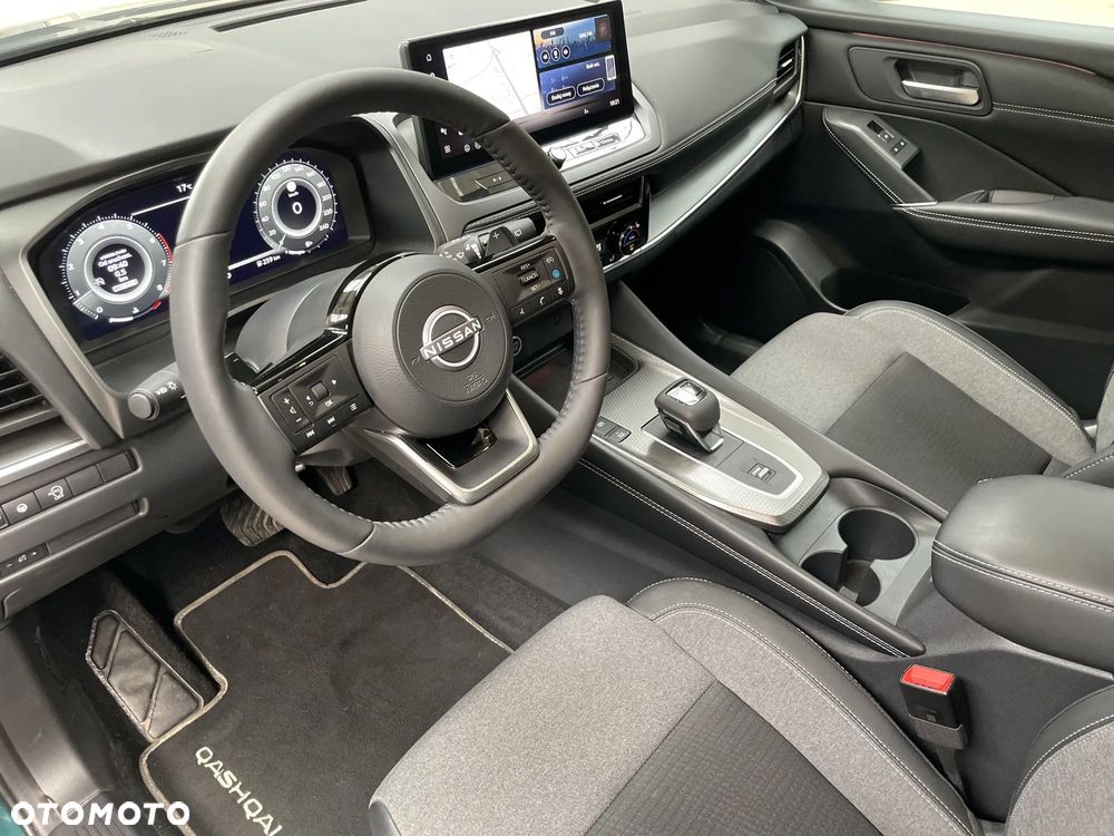 Nissan Qashqai 1.3 DIG-T MHEV N-Connecta Xtronic - 9