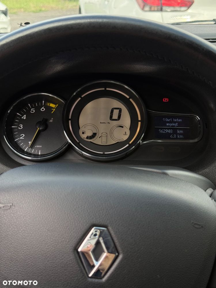 Renault Megane - 11