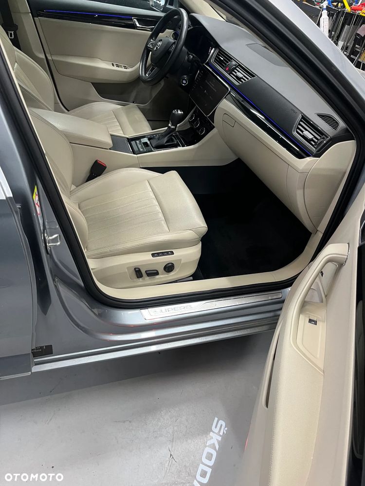 Skoda Superb 2.0 TSI 4x4 L&K DSG - 4
