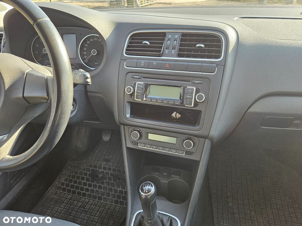 Volkswagen Polo 1.4 Team - 14