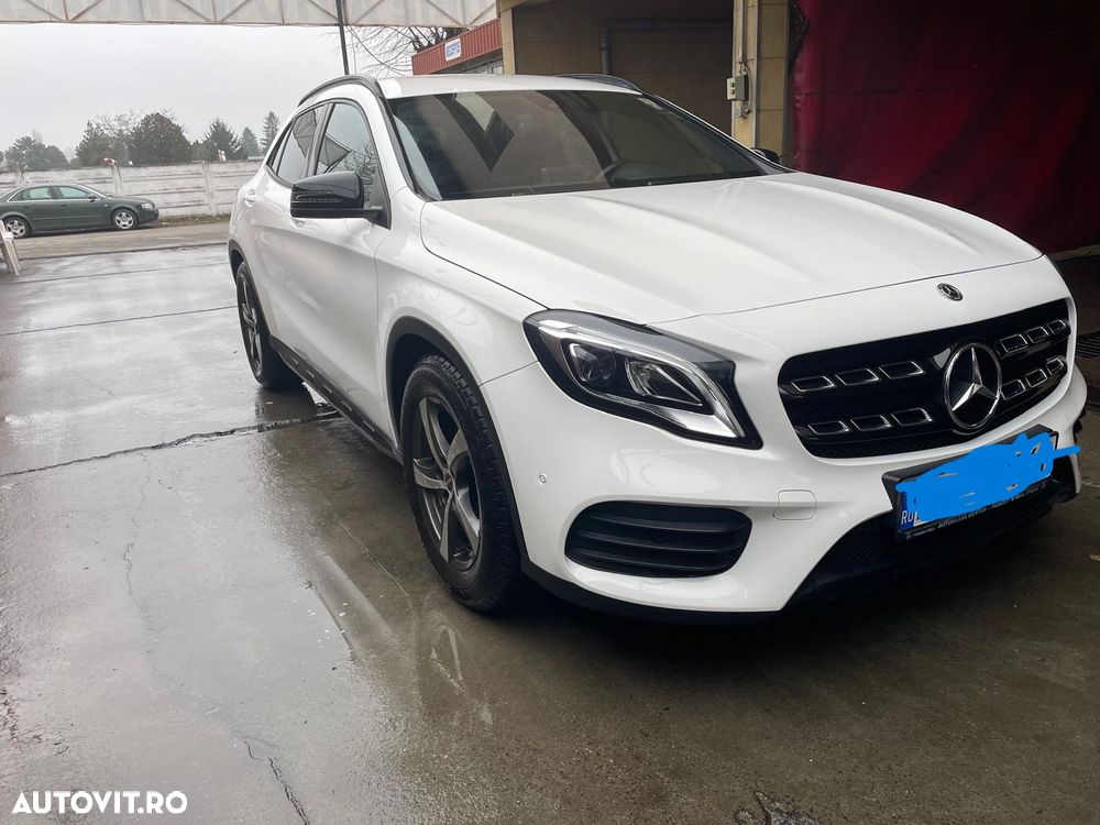 Mercedes-Benz GLA - 2