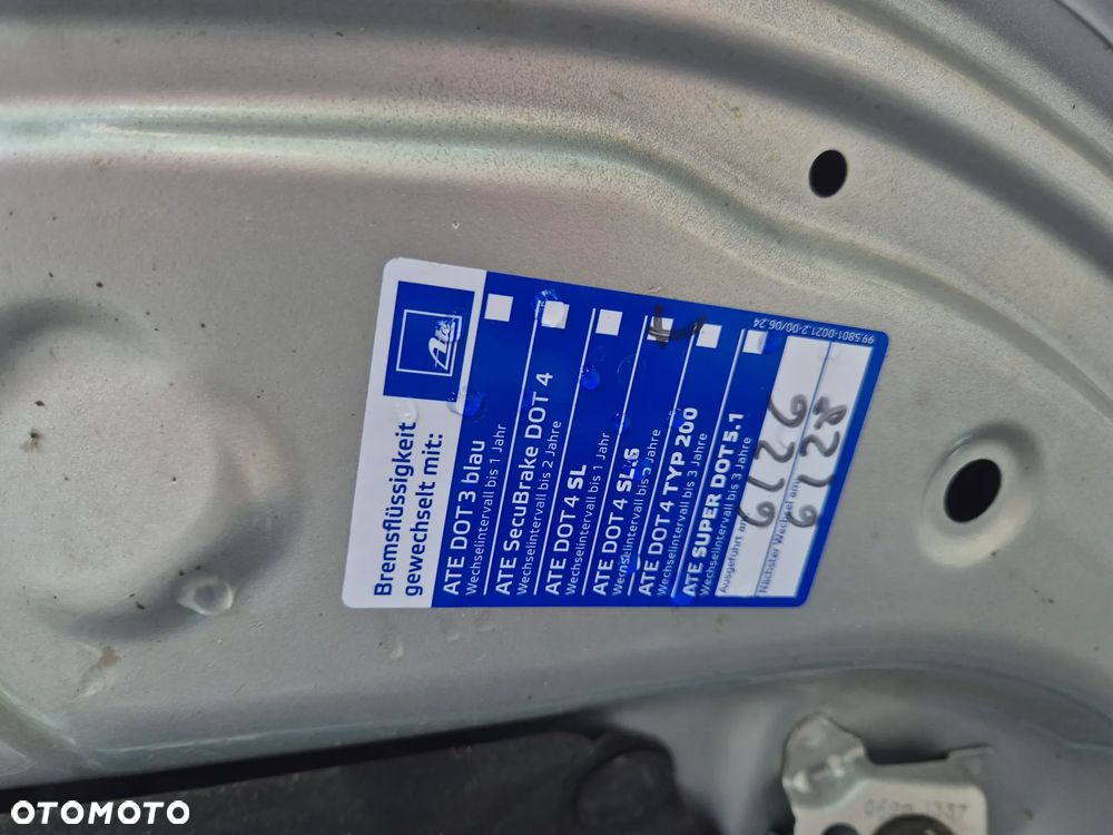 Toyota Aygo x-play Edition-S - 32