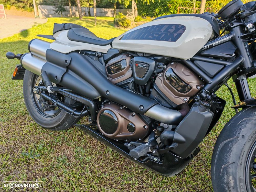 Harley-Davidson Sportster Sportster S - 14