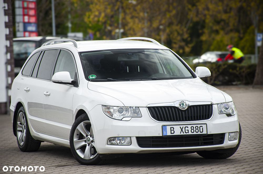 Skoda Superb 2.0 TDI DSG Ambition - 18