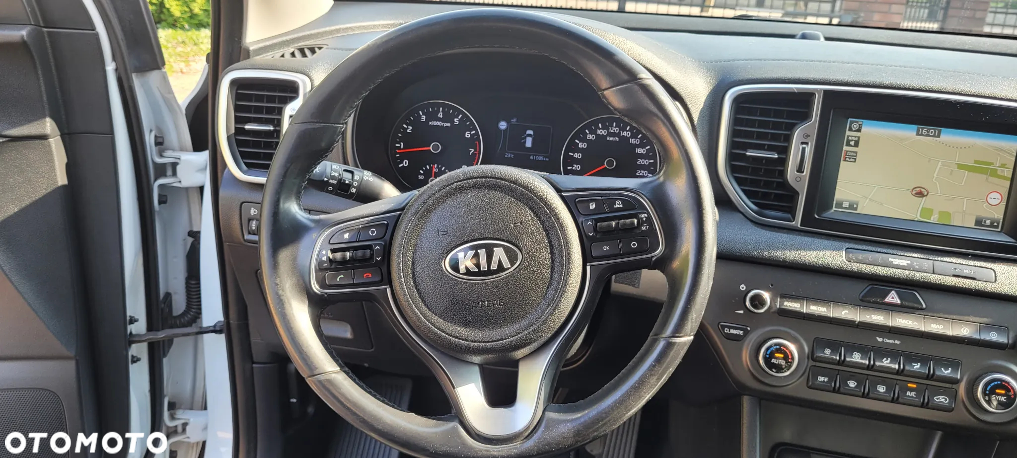 Kia Sportage 1.6 GDI L 2WD - 25