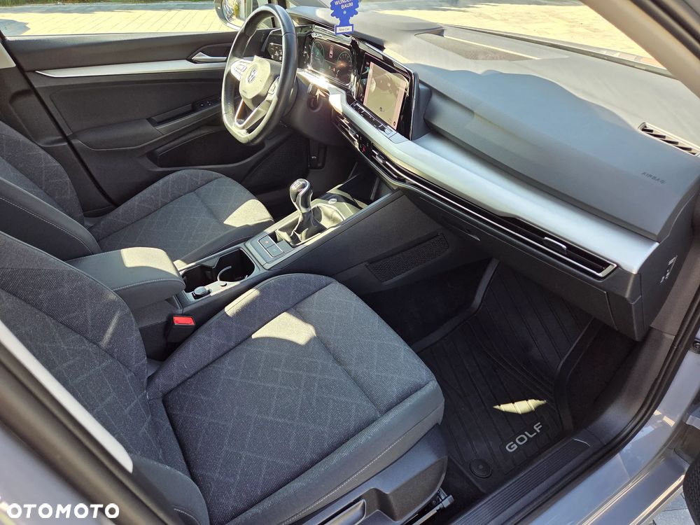 Volkswagen Golf - 6