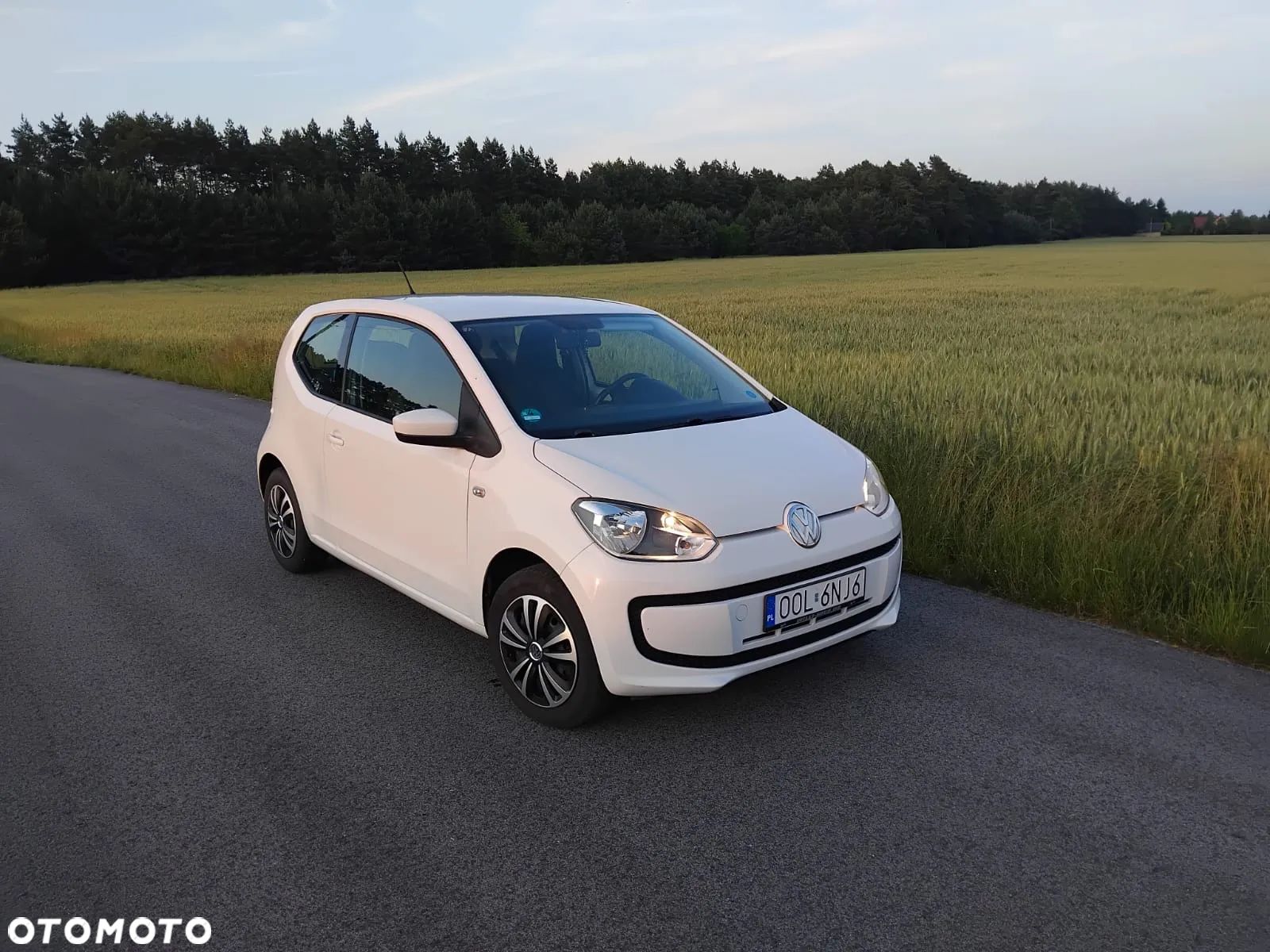 Volkswagen up! 1.0 street - 1