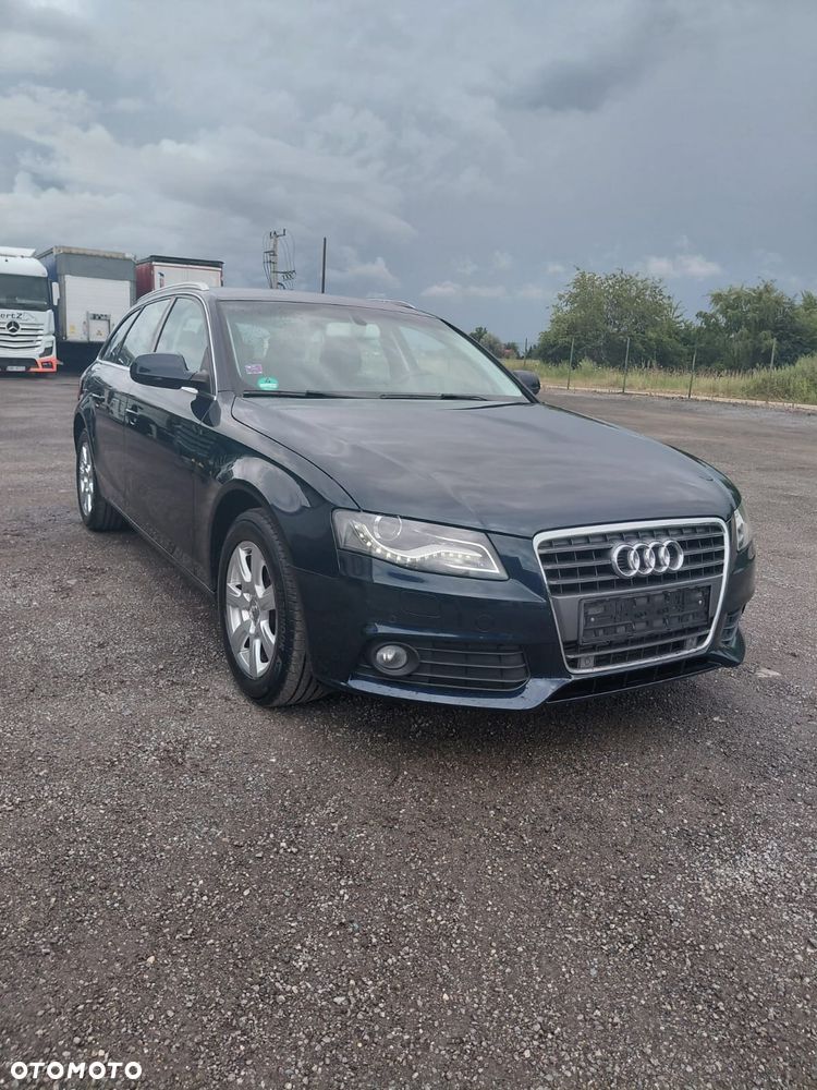 Audi A4 Avant - 1
