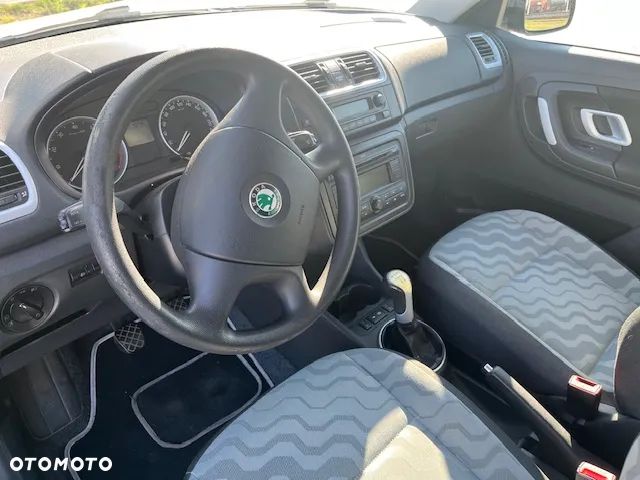 Skoda Fabia - 8