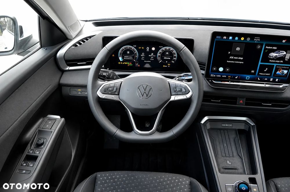 Volkswagen T-Roc - 5
